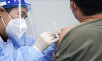 全球新冠肺炎确诊病例超过1.2亿 中国预计2022年全国人口70-80%获得接种