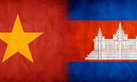越南愿与柬埔寨携手维护和培育两国关系