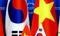 越南国会主席王庭惠访问韩国：越韩加强经贸、投资、劳务合作的良机