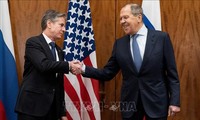 俄罗斯和美国外长讨论安全问题