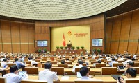 越南第十五届国会第三次会议进入最后一周
