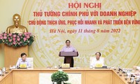 越南企业家坚守信心，加强团结，自强不息，克服困难