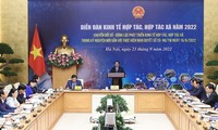 越南政府总理范明政主持2022年合作经济与合作社论坛