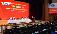 越南政府总理范明政解答芹苴市选民多个提问
