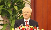 越共中央总书记阮富仲：发挥祖国阵线的作用，满足人民的期待