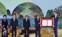 联合国教科文组织对胡春香的表彰也是对越南人民智慧、人文、博爱的表彰