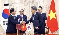 越南与韩国发表关于全面战略伙伴关系的联合声明