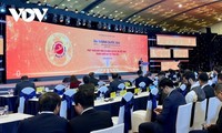 越南发展数字技术企业国家论坛举行