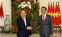​越南国家主席阮春福的印度尼西亚之行取得全面务实有效的结果