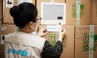 英国和联合国儿童基金会向越南捐赠总值50万英镑的医用设备