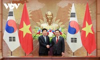 越韩力争2023年双边贸易额达1000亿美元