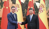  中国和西班牙一致同意加强合作