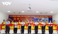 国家主席出席越南之声广播电台中南部发射台落成仪式