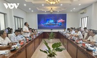 越南之声与庆和省联合举行“靠海强大”艺术晚会