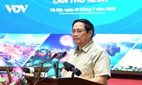 越南政府总理范明政主持红河平原地区协调委员会会议
