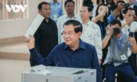 柬埔寨国会选举：洪森首相领导的人民党面向取得压倒性胜利