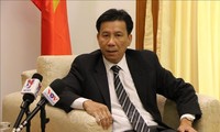 越南国会主席王庭惠访问印尼助力促进双边关系