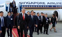 新加坡总理李显龙抵达大河内，开始对越南进行正式访问