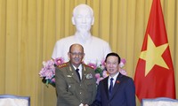 越南国家主席会见古巴​革命武装力量部副部长兼总参谋长索托隆戈