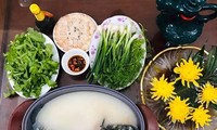 春节美食：肉卷鱼片粥