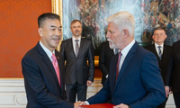 捷克总统高度评价与越南的传统友好关系