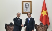 越南政府副总理陈刘光会见中国驻越大使熊波