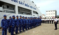 CSB 8002号海警船访问菲律宾并与菲方海岸警卫队分享经验