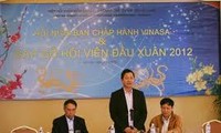 Asosiasi Perangkat lunak dan jasa teknologi informasi Vietnam mengajukan pesan tahun 2012