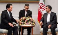 Iran menentang bom atom