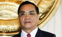 PM Laos menerima delegasi tingkat tinggi Badan Auditing Negara Vietnam