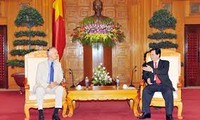 PM Nguyen Tan Dung menerima Ketua, pendiri New7Wonders
