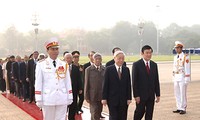 Seluruh Vietnam memperingati ultah ke-122 Hari Lahirnya Presiden Ho Chi Minh