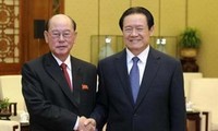 Tiongkok dan RDR Korea memperkokoh hubungan persahabatan tradisional