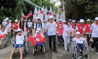 Kota Ho Chi Minh mengadakan acara gerak jalan demi korban agent oranye/dioxin