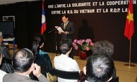 Pertemuan persahabatan Vietnam – Laos di Perancis