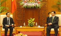 PM Nguyen Tan Dung menerima Ketua DPR Republik Indonesia Marzuki Alie