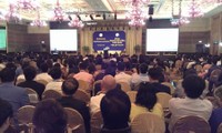 Pembukaan Forum badan usaha kota Ho Chi Minh – Phnom Penh 2012