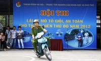 Penjelasan tentang tingkat usia yang berhak  mengendarai motor di Vietnam