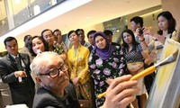 Pembukaan pameran lukisan artistik Vietnam di Malaysia