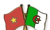 Peringatan ultah ke-50 penggalangan hubungan diplomatik Vietnam - Aljazair