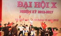 Kaum pemuda Vietnam maju secara mantap bersama dengan Tanah Air