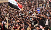 Demonstrasi besar-besaran memprotes Pemerintah di Irak