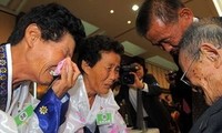 Republik Korea melakukan perundingan dengan RDR Korea tentang masalah reuni keluarga