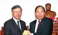 Memperkuat kerjasama antara semua daerah Vietnam – Laos