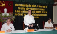 PM Nguyen Tan Dung melakukan kontak dengan pemilih kota Hai Phong