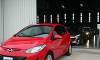 Vina Mazda mengekspor partai mobil sedan Mazda pertama ke Laos