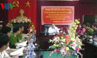 Deputi PM Nguyen Xuan Phuc memimpin sidang Dewan Konsultasi tentang pemberian remisi tahun 2013