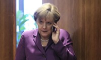 Jerman meminta kepada Amerika Serikat supaya menjelaskan informasi penyadapan telepon genggam Kanselir Angela Merkel