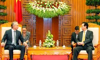 PM Vietnam Nguyen Tan Dung menerima Direktur Jenderal Perusahaan Permigasan Gazprom Neft