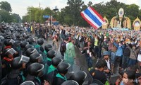 Pihak oposisi di Thailand terus mengeluarkan tuntutan